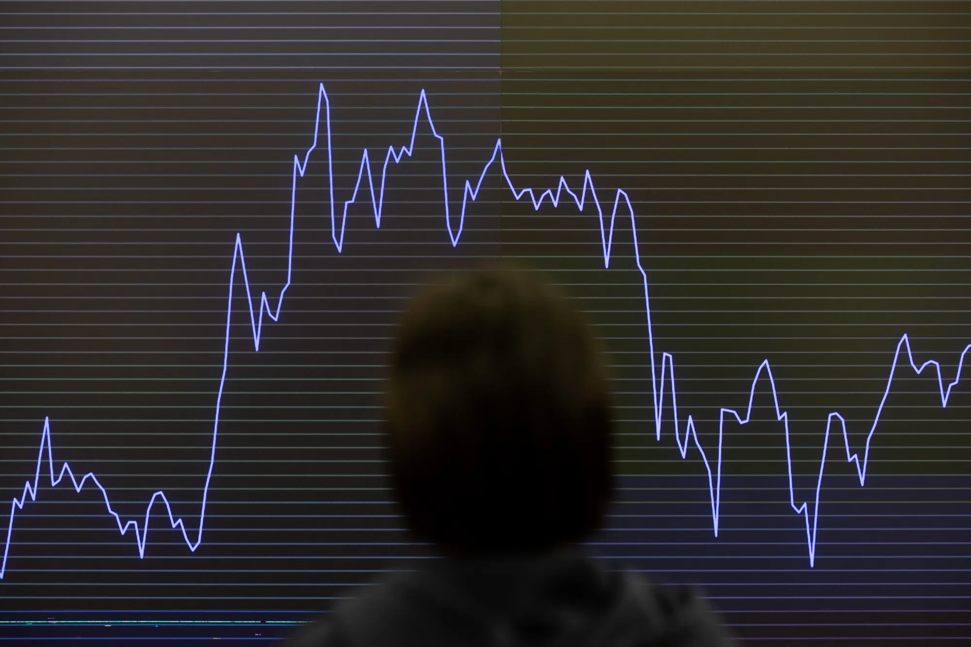 Bloomberg editorial criticizes U.S. proposed Bitcoin reserve as “biggest crypto scam”